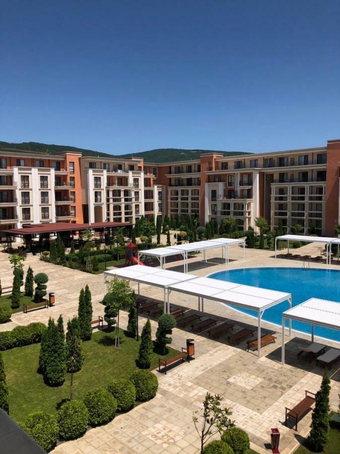 Private Apartment 49 In Prestige Fort Beach Hotel Sveti Vlas Exteriör bild