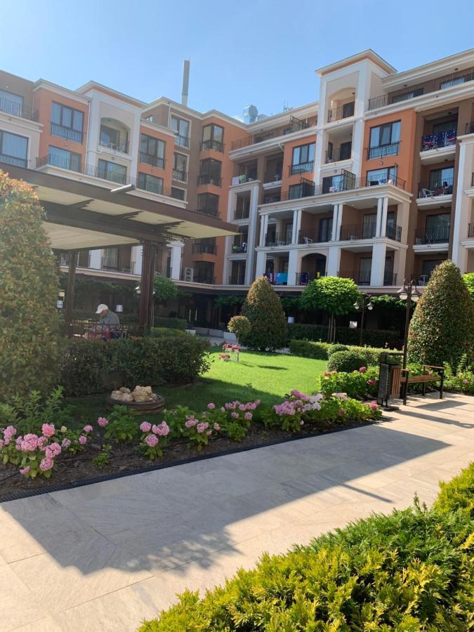 Private Apartment 49 In Prestige Fort Beach Hotel Sveti Vlas Exteriör bild